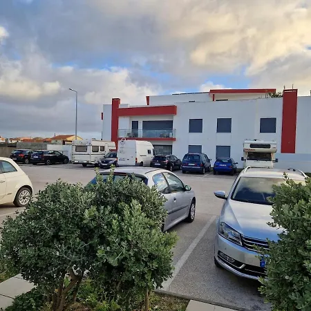 Deep Blue Ac Heating Complex With Pool & Bbq *