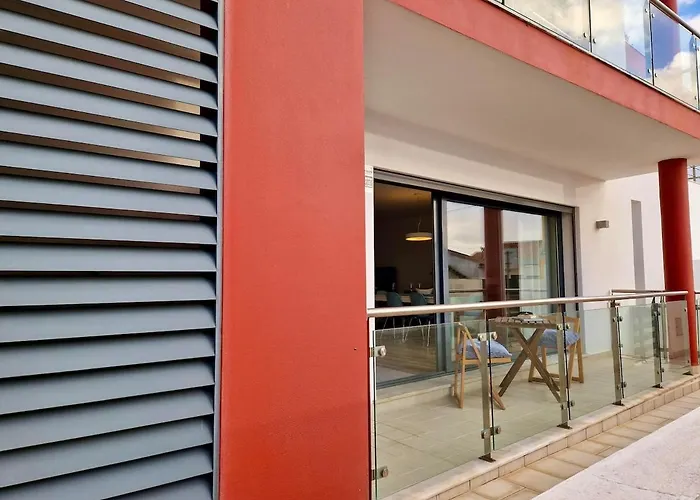 Apartment Deep Blue Ac Heating Complex With Pool & Bbq