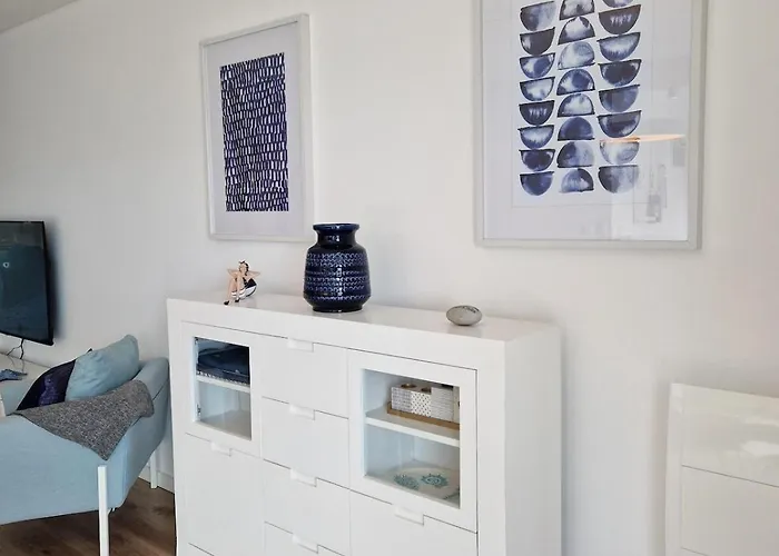 Deep Blue Ac Heating Complex With Pool & Bbq