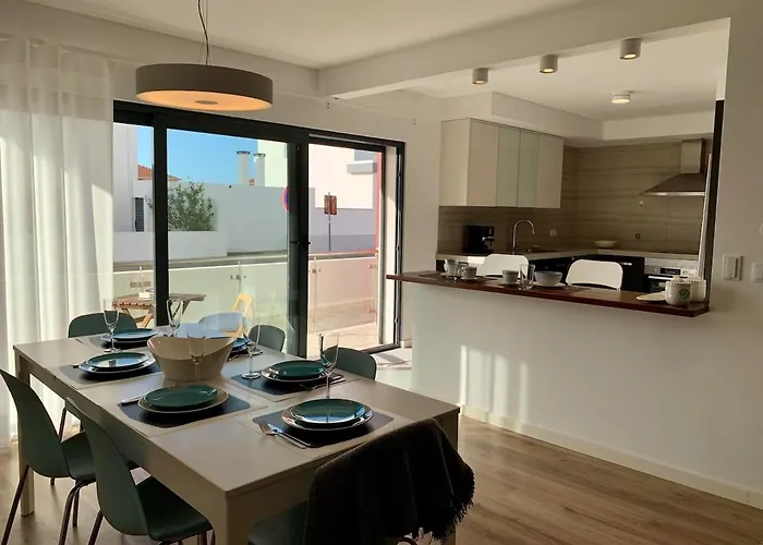 Apartment Deep Blue Ac Heating Complex With Pool & Bbq *