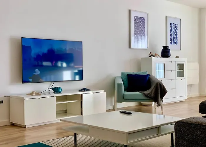 Apartment Deep Blue Ac Heating Complex With Pool & Bbq